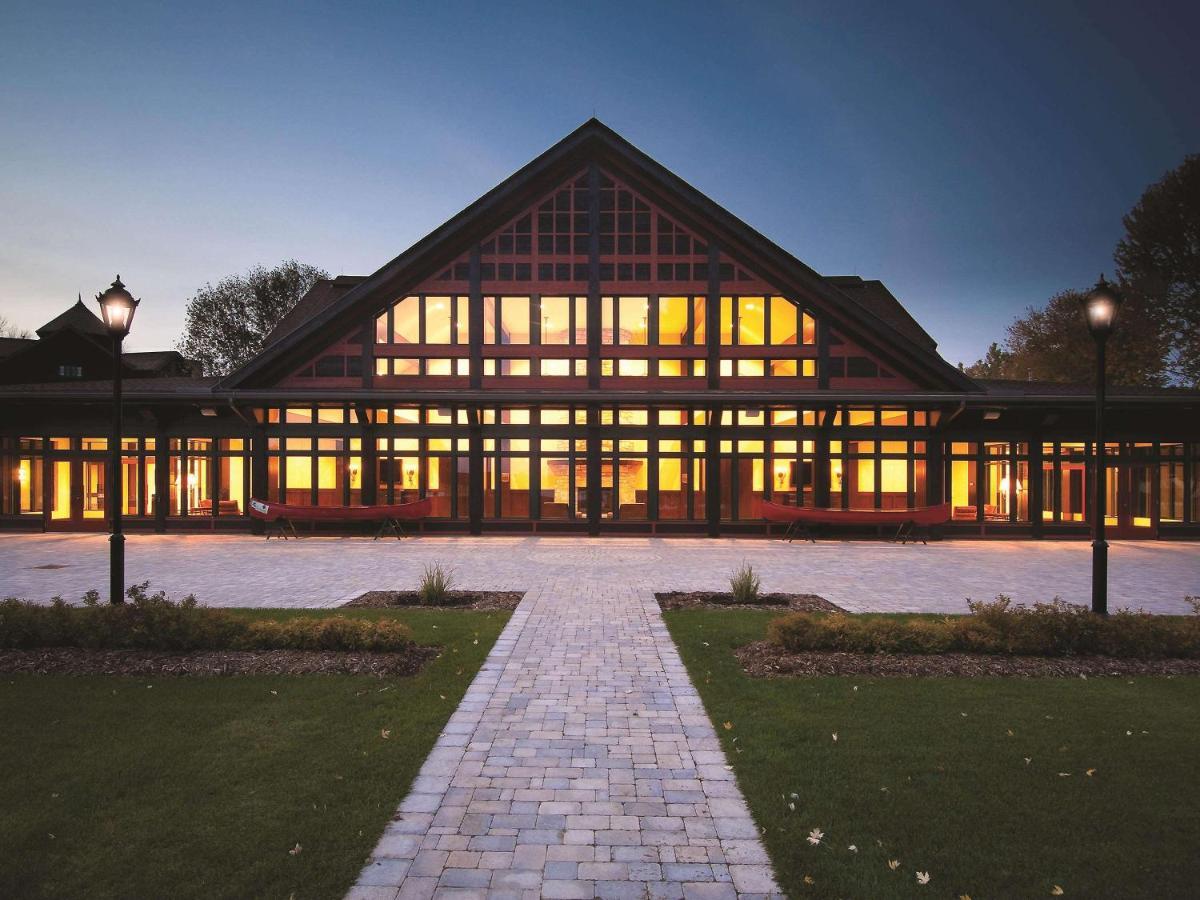 Station touristique Fairmont Le Chateau 4*